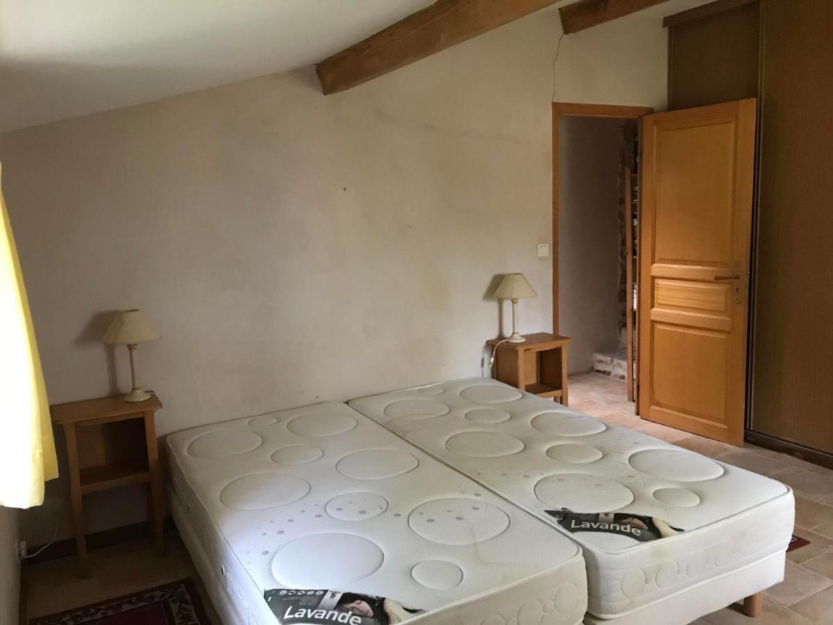 La Vieille Cure, Spa, Wifi A 20 Min Des Plages La Jonchere Exterior foto